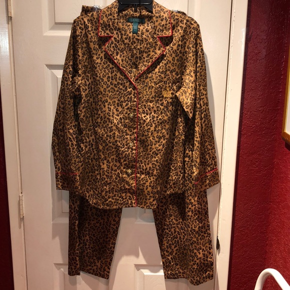 Lauren Ralph Lauren Other - Lauren by Ralph Lauren Leopard print pajama set